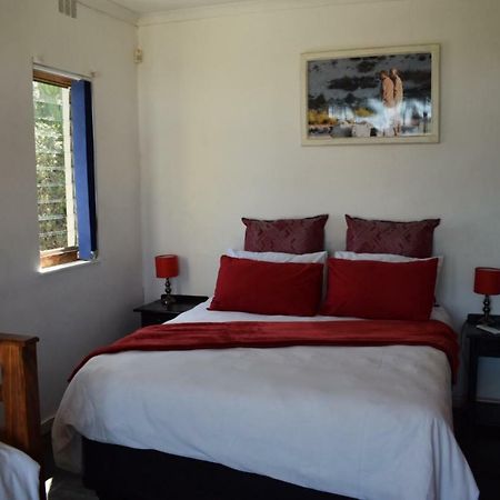 Oudtshoorn Homestay Accommodation Buitenkant foto