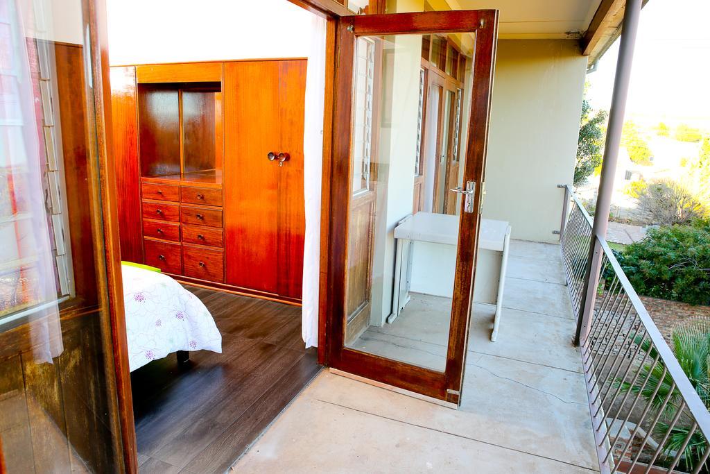 Oudtshoorn Homestay Accommodation Buitenkant foto